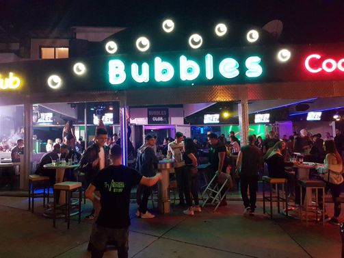 BUBBLES COCTAIL & DANCE BAR